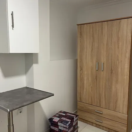 Homestay Cerda 112